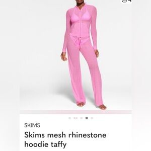 NWOT! RARE Skims! Sheer with Rhinestones size medium! Pink size medium